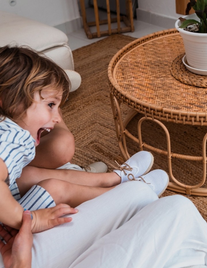 Zapatillas con cordones en color blanco con suela de yute