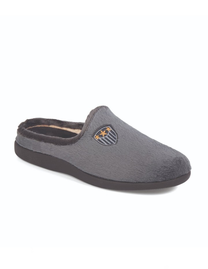 Zapatillas de casa abiertas para hombre color gris y estampado escudo