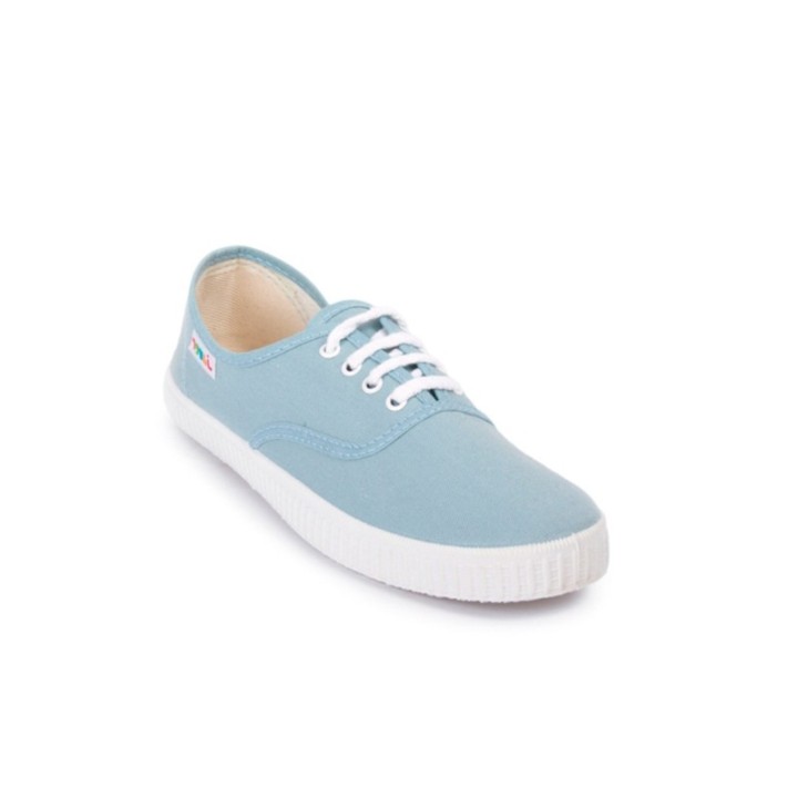 Zapatillas lona con cordones color celeste
