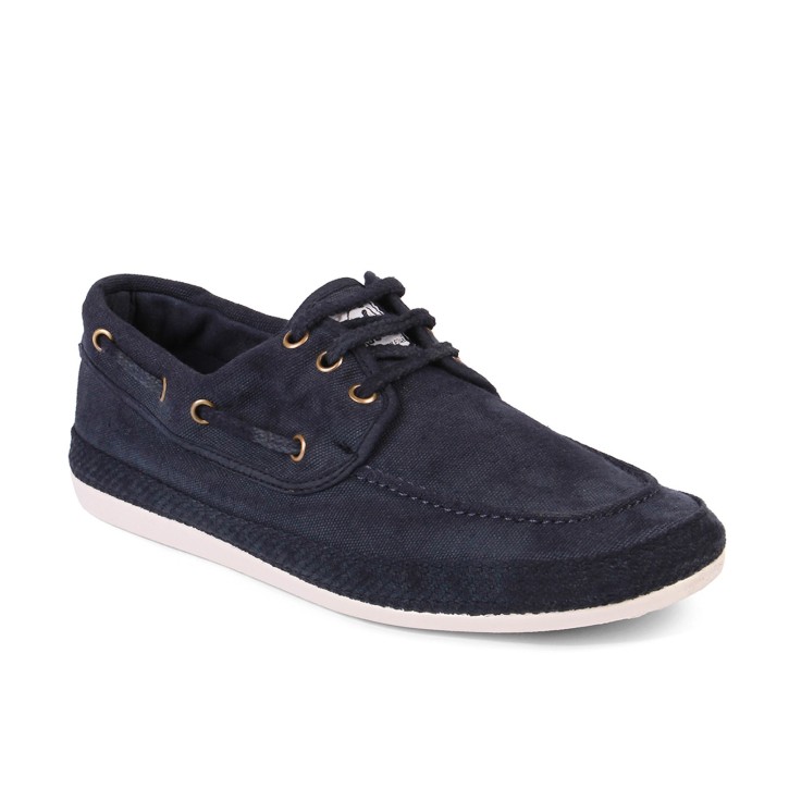 Zapato náutico con cordones