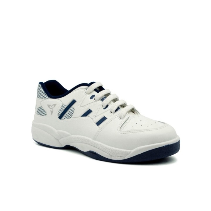 Zapatillas deportivas con cordones color blanco