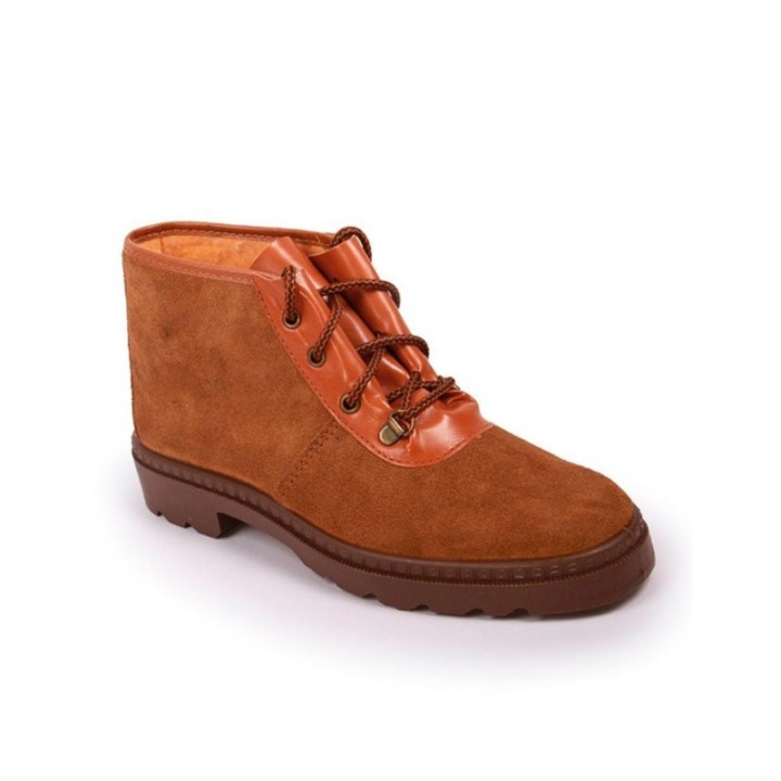 Botas con cordones reforzado color tabaco