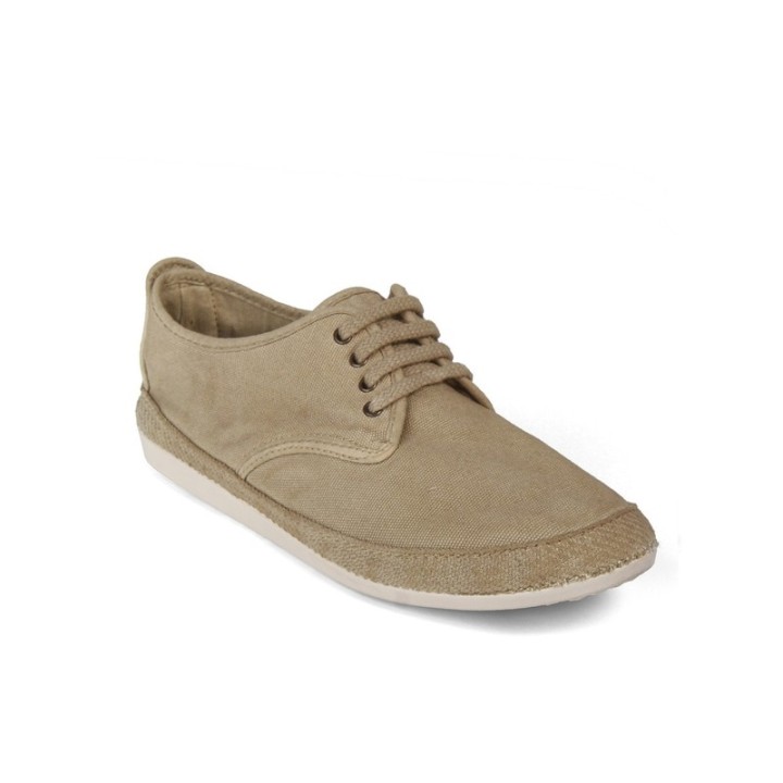 Zapatilla con cordones color taupe