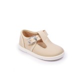 Sandalias piel con cierre de hebilla