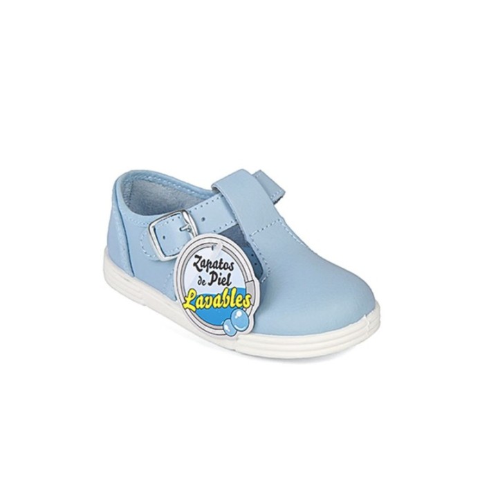 Sandalias piel con cierre de hebilla color celeste