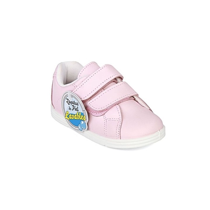Zapatillas deportivas en color rosa  con cierre de velcro