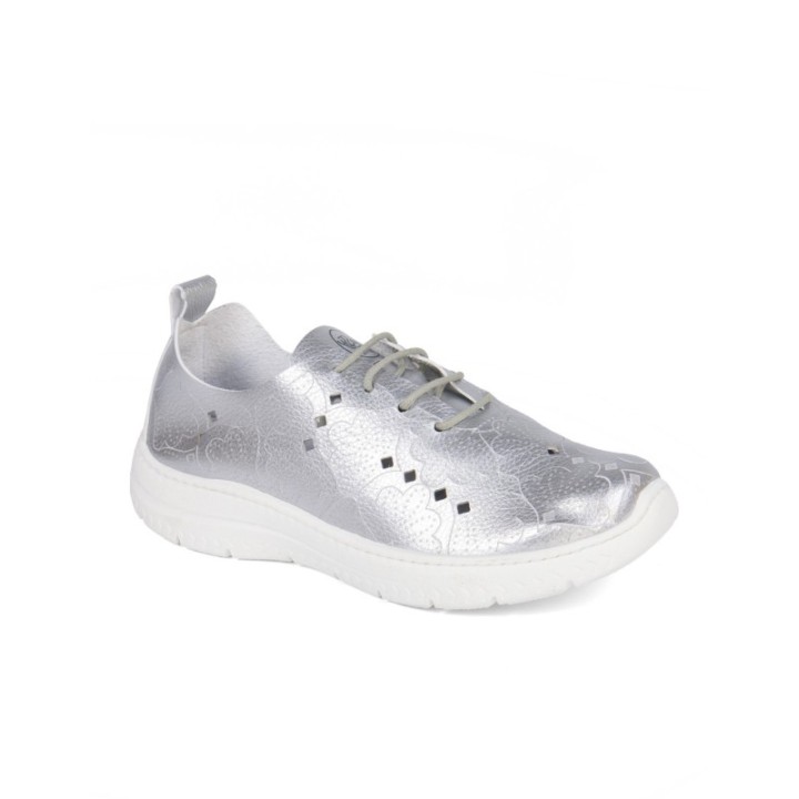 Deportivos con cordones súper confort color plata